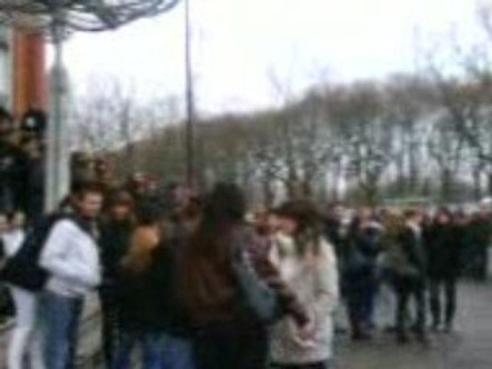 Manifestation à Bourges le 18.12.08