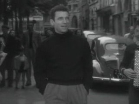 (1953)- Paris chante tjs -partie 2-Yves Montand à PARIS