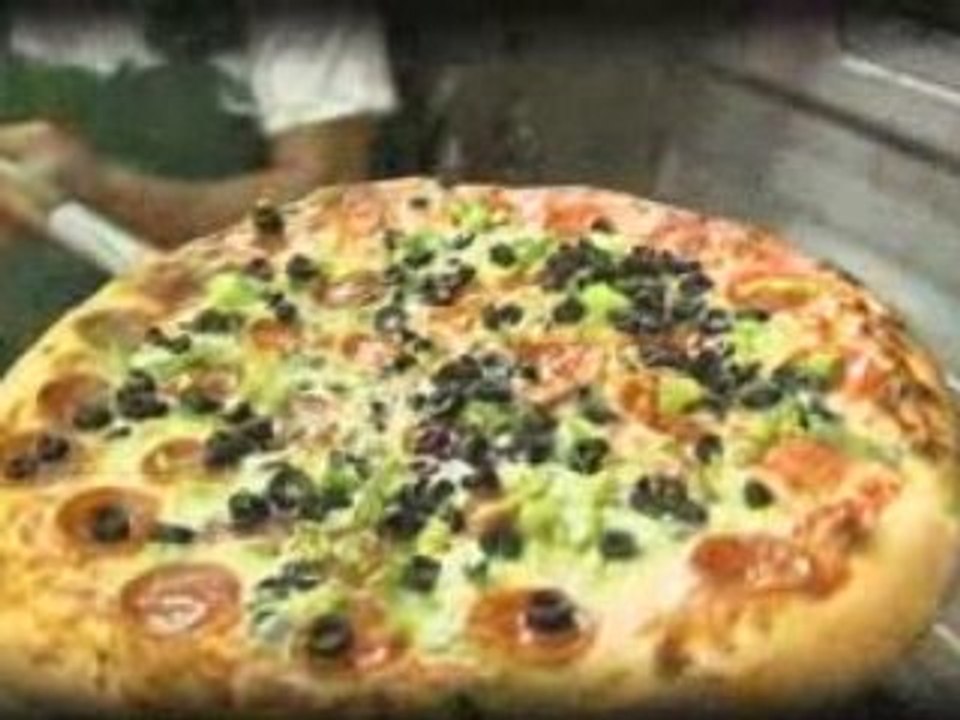 Pizza Parlor Fontana CA Alfredo Pizza