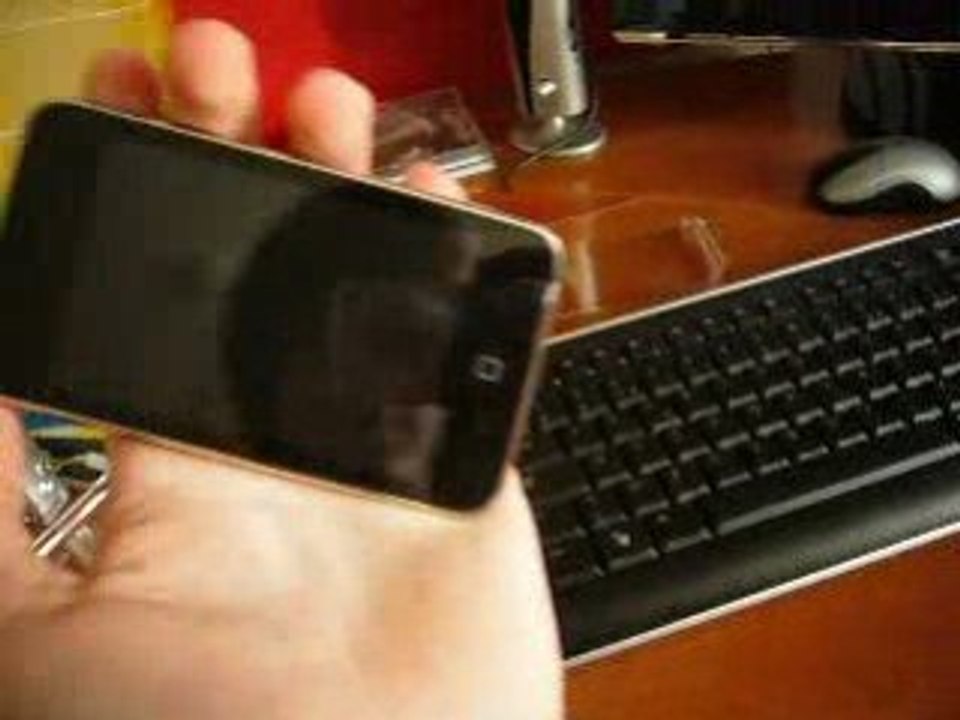 Déballage de mon Ipod Touch 2G & Comparatif avec L'Iphone 3G