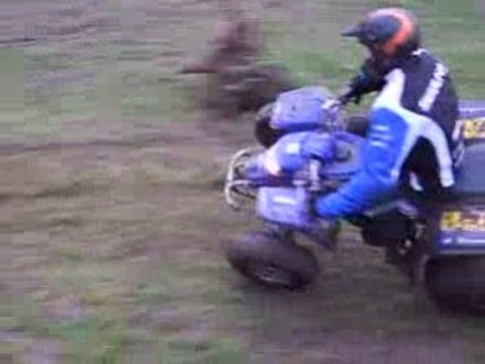 Alex dans le champ