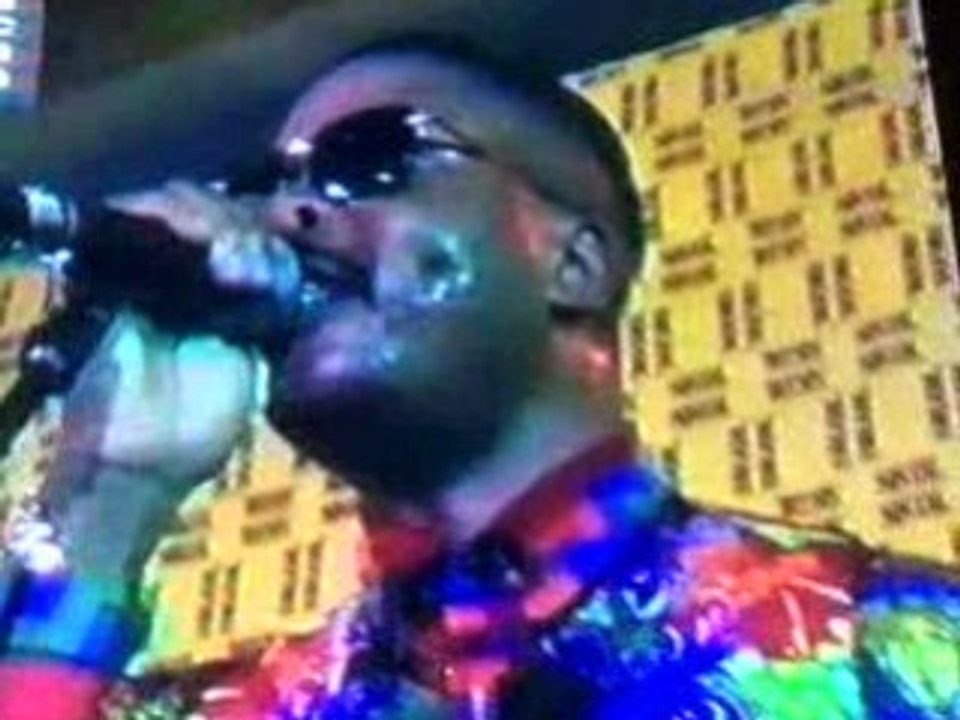 WENGE MUSICA  BCBG " KALA YI BOEING"