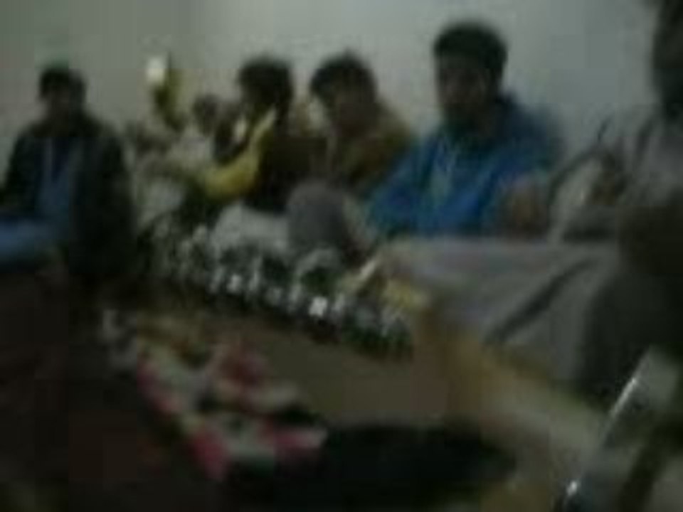 AMCHACHAGUE=GUITARE-HAMO=BANJO-C HALA=CHANT LOL