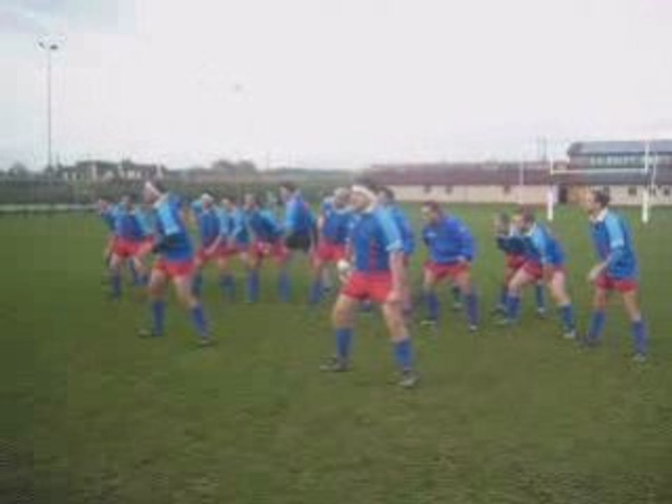 Haka ariégeois, vive le rugby et les all blacks.