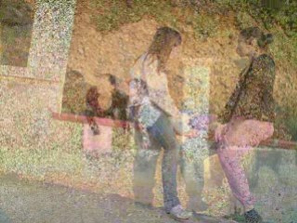 Flora M' & Cynthia G' - 5 ans déjà .