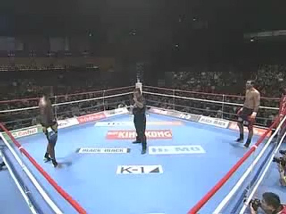 Badr Hari Vs Remy Bonjasky K1-STYLE-WGP 2008 Final Match