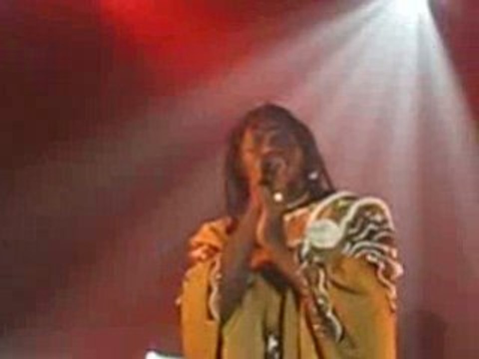 Tiken jah fakoly a beauvais