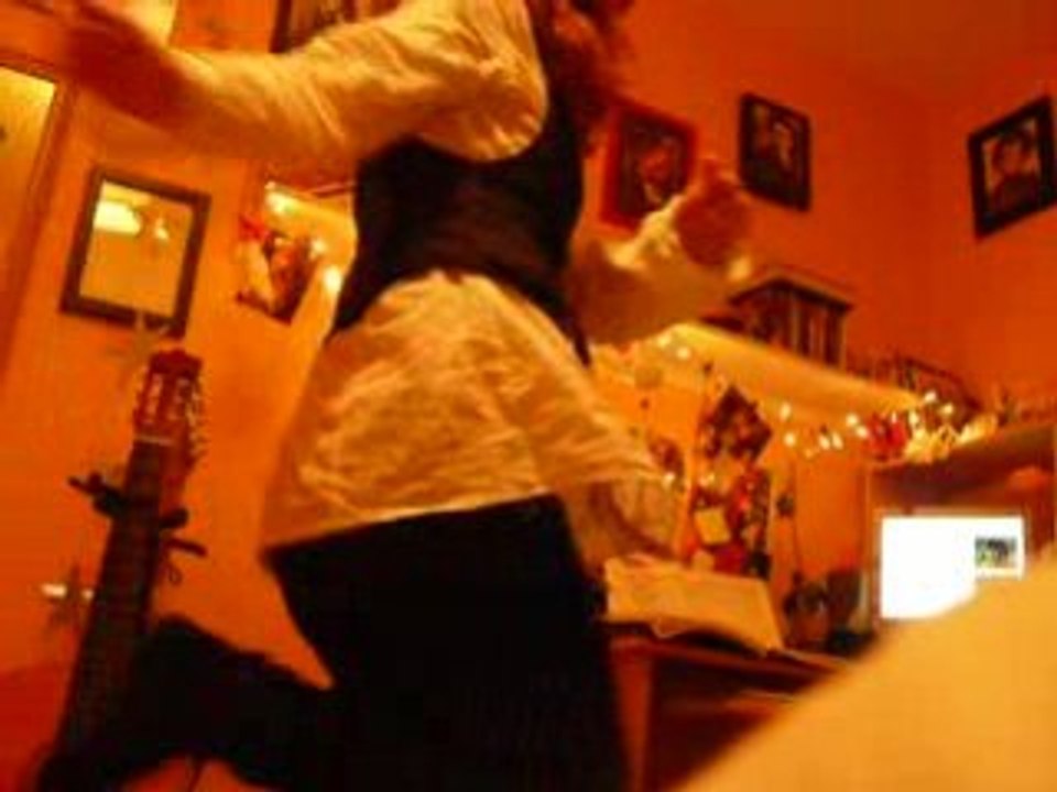 Kéké into the groove!