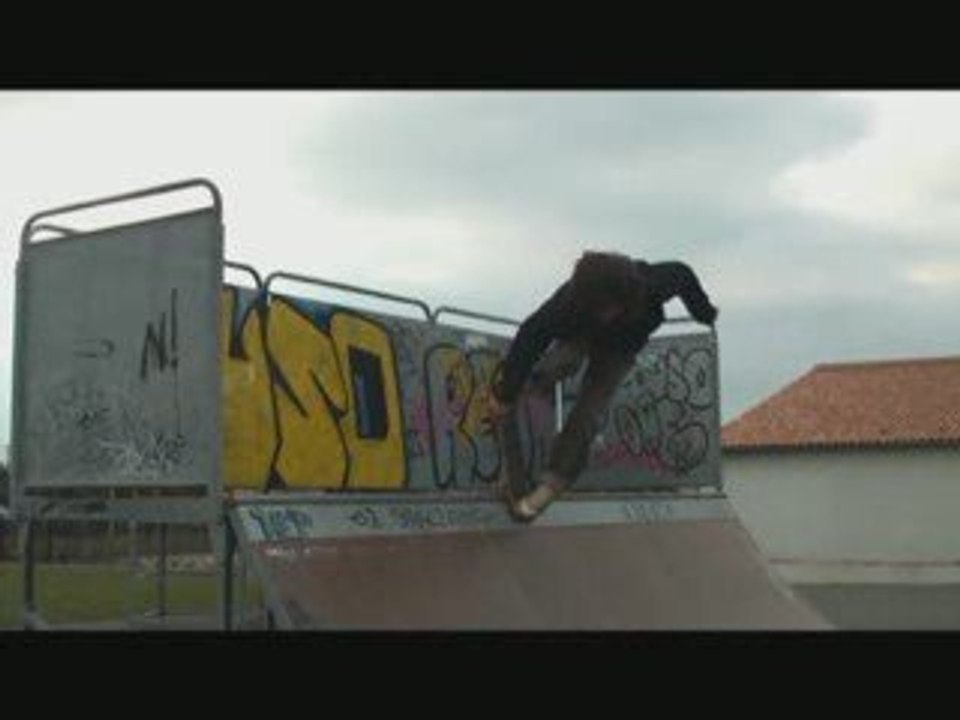 SKATE RAMP ILE DE RE TEST 1