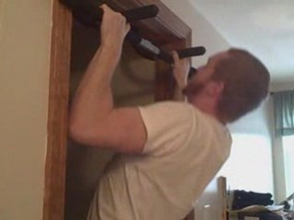 Pyramid Training for Pullups