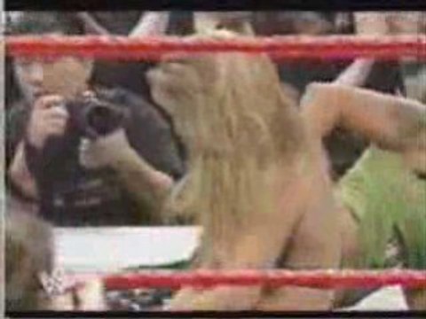 Trish Stratus Vs Lita,Unforgiven 2006 (Trish's Last Match)