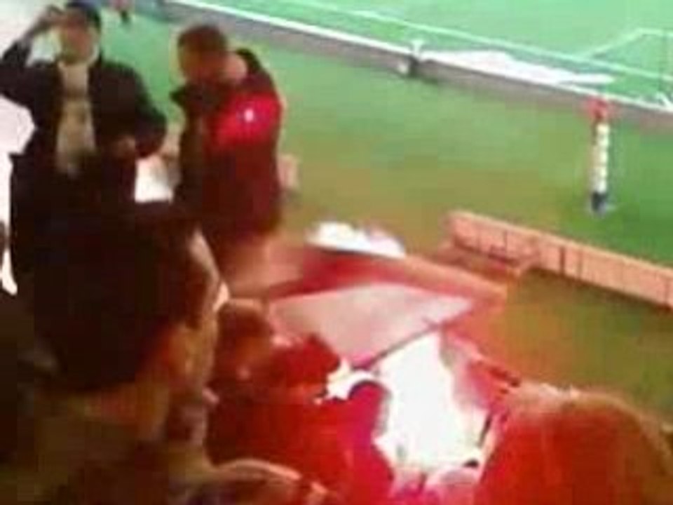 Psg-Valenciennes Fumigènes Auteuil rouge