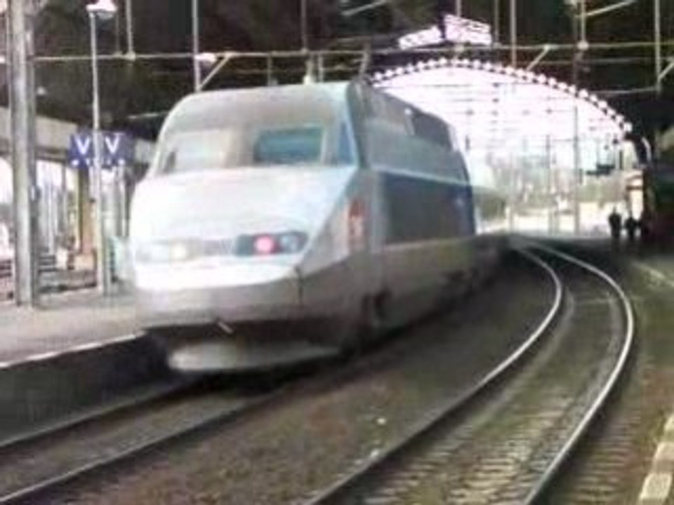 départ d'un tgv