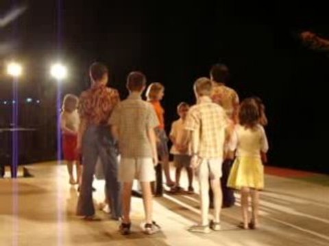 les enfants. spectacle de noël 2008 Messidor