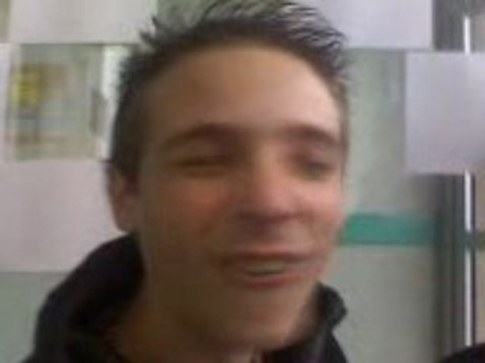 alfred, fifou, julien et plante verte dans l'aquarium a JDA