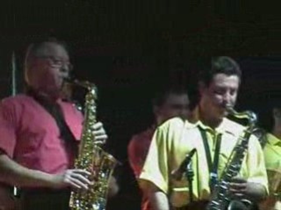 Alberto GARZIA (Fleur de Paris)  Rethel 21-2-2003