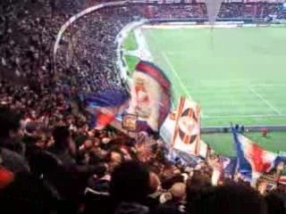 CA CHAUFFE AVANT LE MATCH PSG-VA