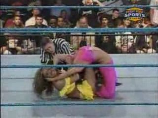 Eve, Tiffany & Nikki Bella v. Roucka, Alicia Fox & Wesley