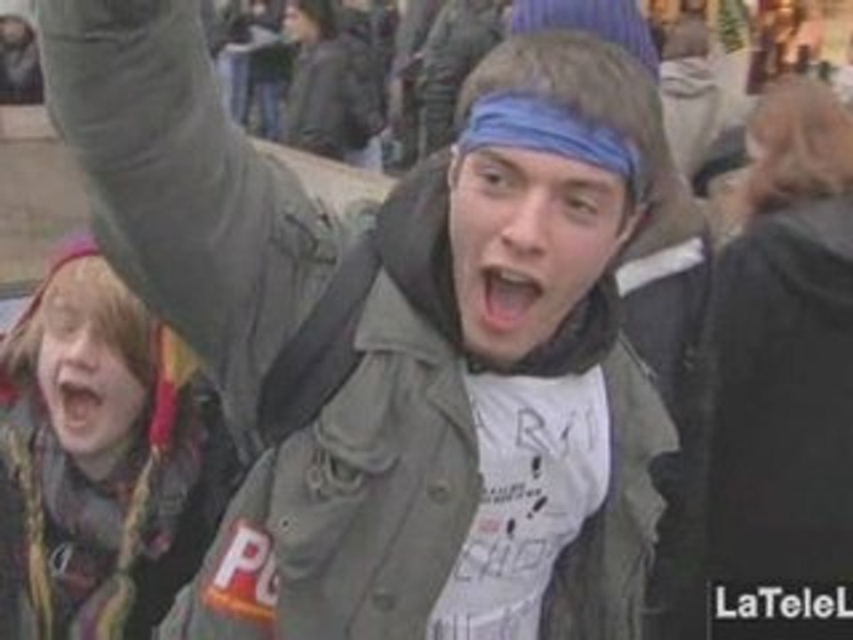 LES LYCEENS NE CROIENT PAS AU PÈRE DARCOS