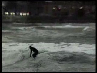 Dynamite surfing (Quiksilver)
