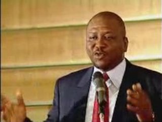 Décoration des agents de la communication