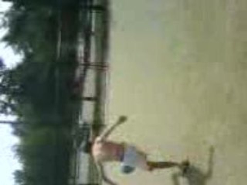 moii en train de faiire un foot