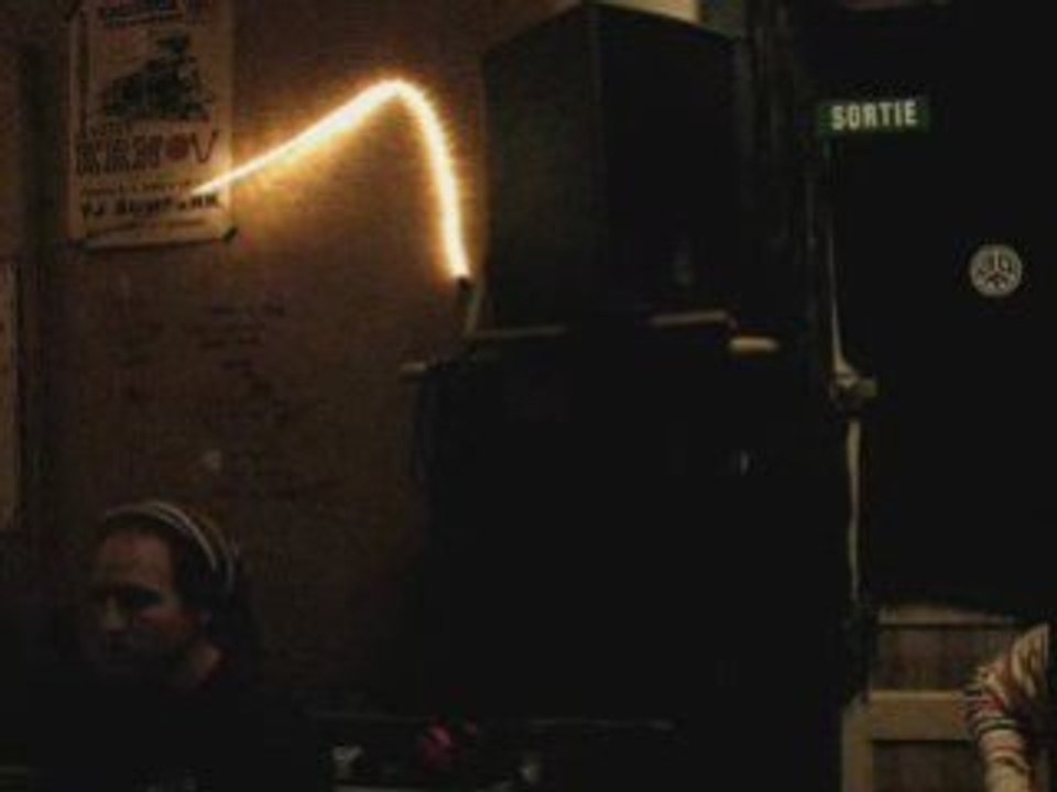 AC/DC acoustique