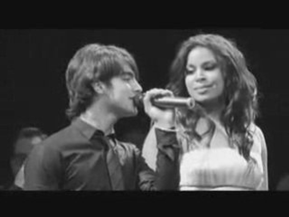 Jonas Brothers  - Superstition [Live w/ Jordin Sparks]