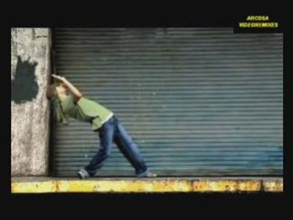 LOVERUSH UK-DIFFERENT WORLD