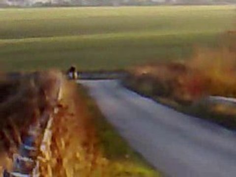 GOUSS 95 coche-coche roue ariere en ktm 85 (video 2)