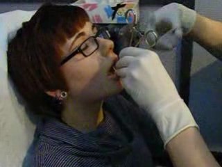 Mon piercing au labret - by KATsux