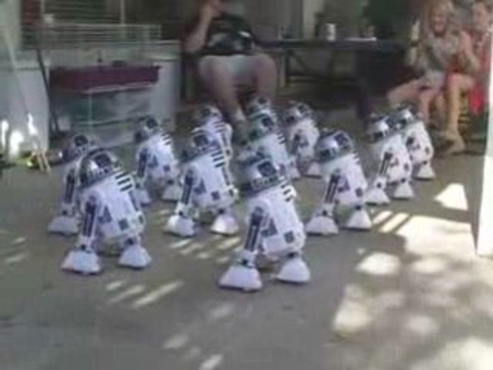 R2d2 s'amuse
