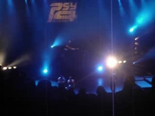 PSY 4 DE LA RIME OLYMPIA DE PARIS 23 DECEMBRE
