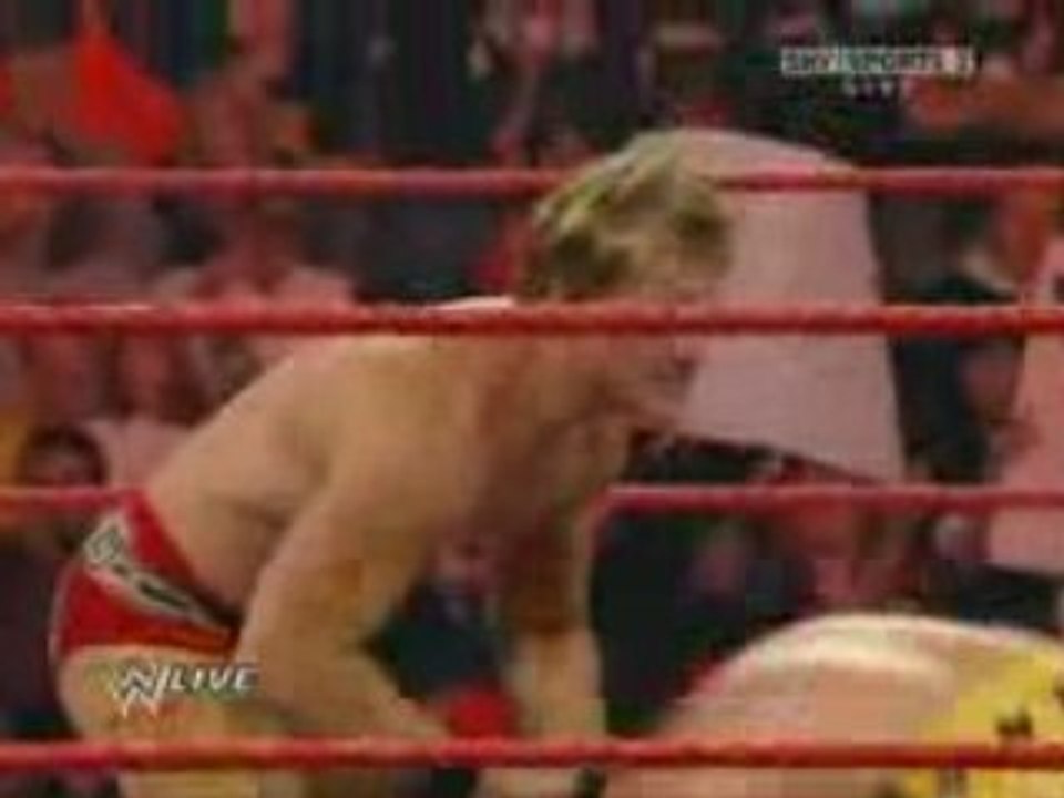 Monday Night Raw 12/22/08 - 7/10