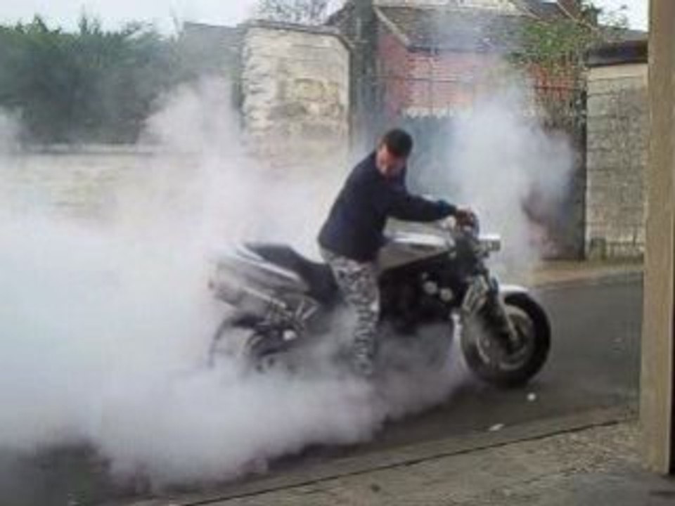 Fumage de gommard à Juziers