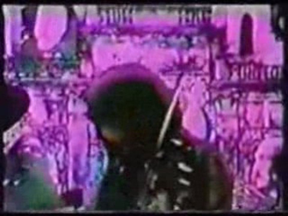 Amon Duul II - Between The Eyes