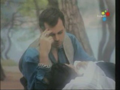 Yeşim Salkım - Deli Mavi