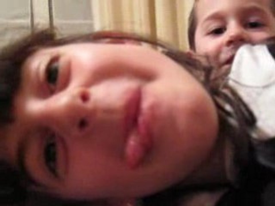 Concour de grimaces -- Anniv Sylviane