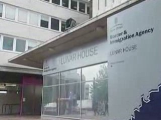 Target of deporting foreign criminals met