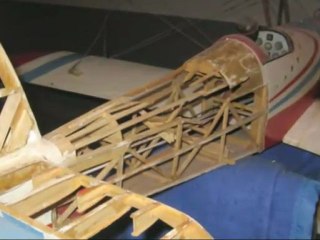 (photos) restauration d'un Stampe SV4, 2.12 m d'envergure