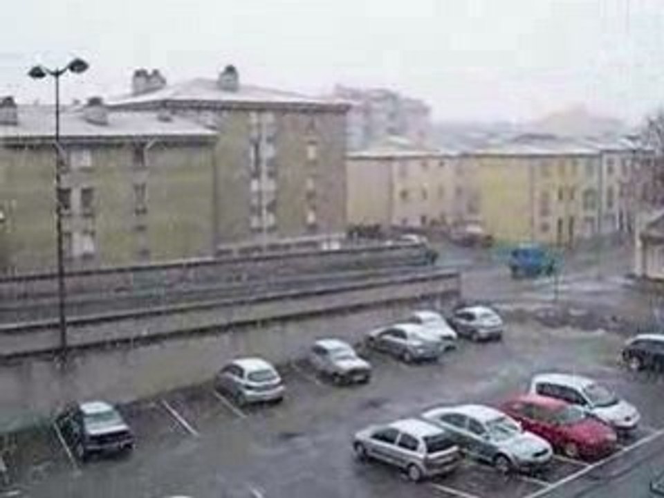 IL A NEIGE SUR CARCASSONNE