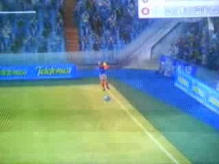 PES 06 - but de la tête par conère de zidane