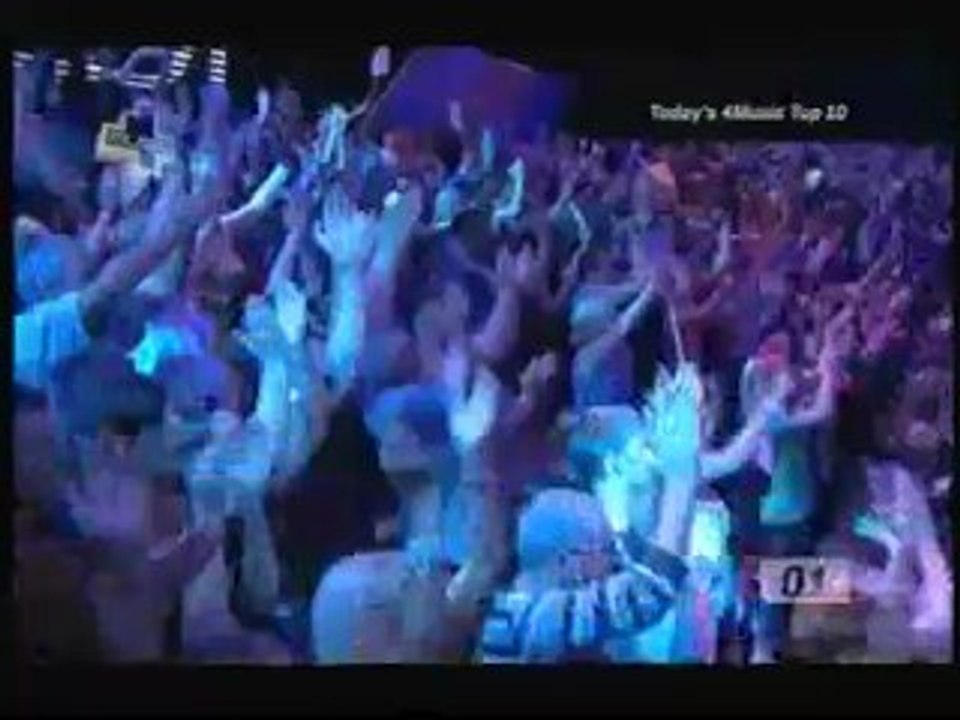 Geraldine McQueen - "The Winner's Song"