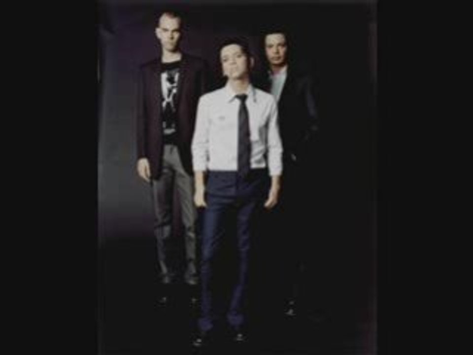 Placebo - Scared of girls