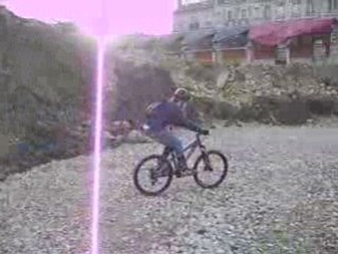 DESCENTE CHANTIER 3MAISONS/NANCY VTT