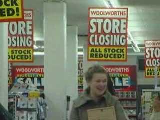 Download Video: Woolworths begins store closures