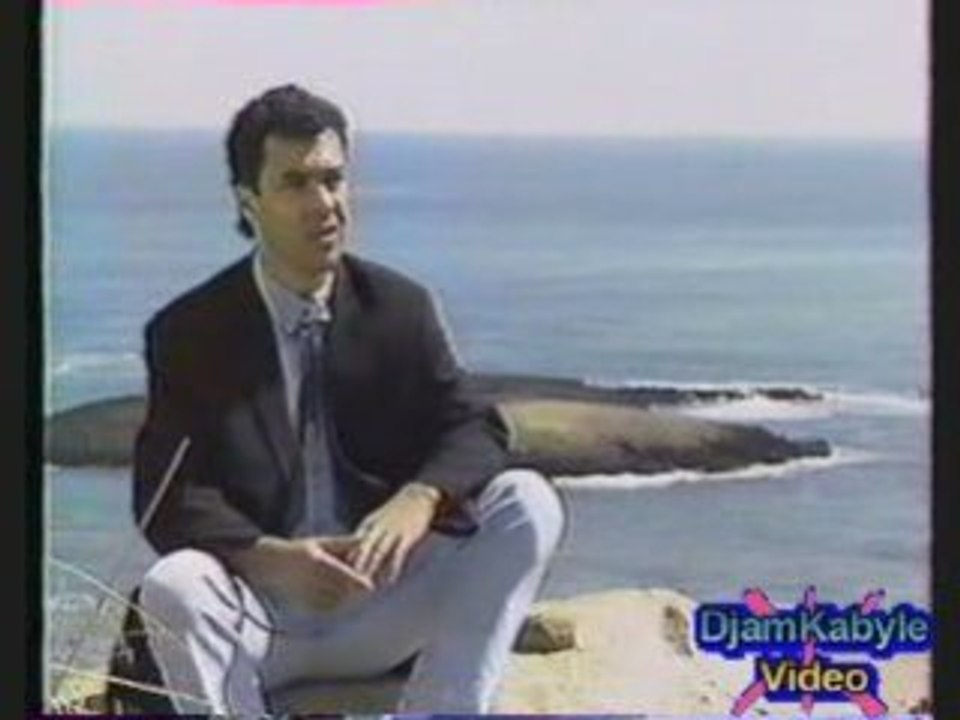 Karim TIZOUIAR "El Hala Bw Ghriv" dédié aux fanas de Karim T