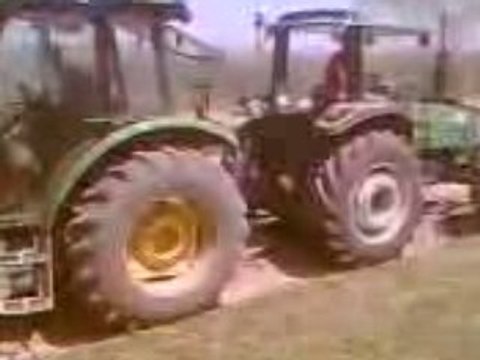 Valtra A75 vs John Deere 5625