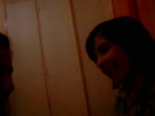 Parti pour un emo kiss mes l'autre rigoler