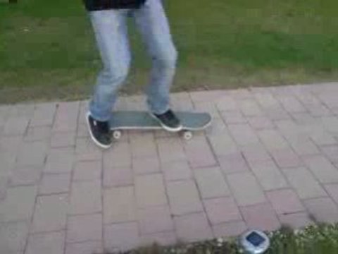 Nollie shove-it